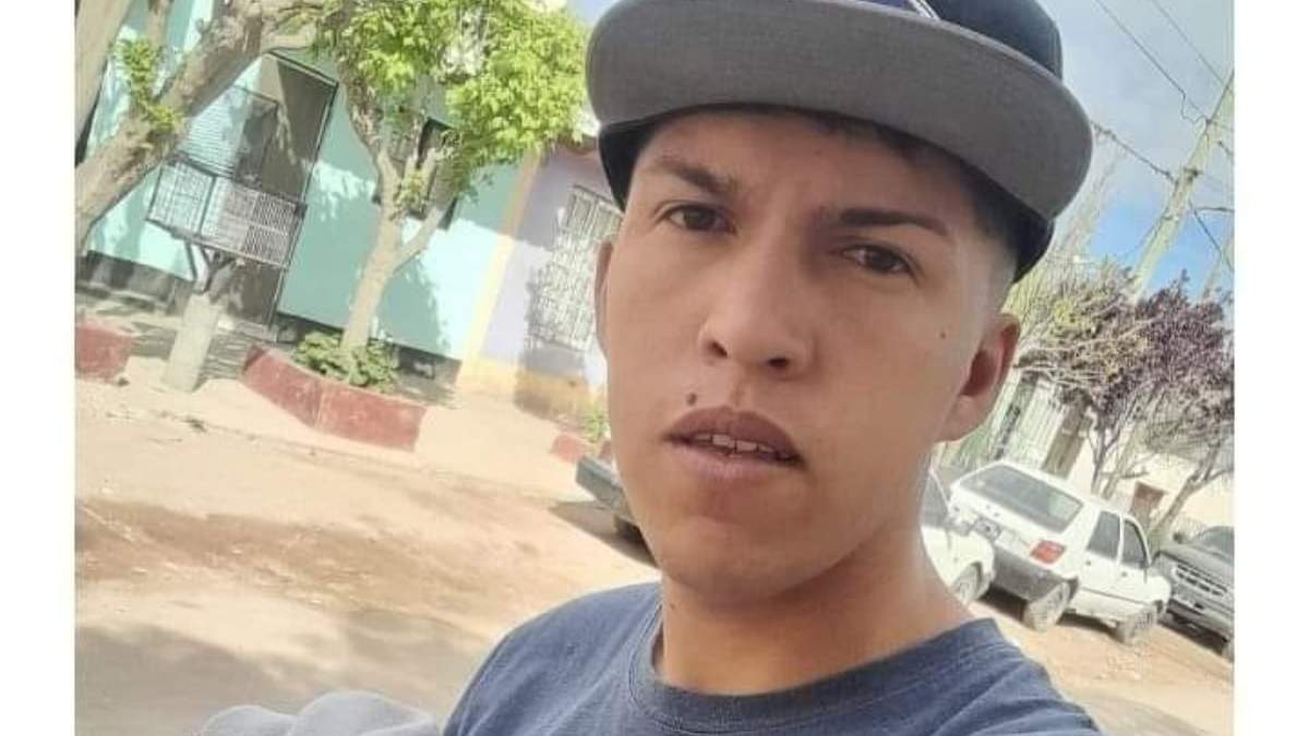 El joven asesinado, Agustín Antiñir. Fuente: (Facebook)