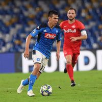 Chucky Lozano anota su primer gol con Nápoles en la Champions League