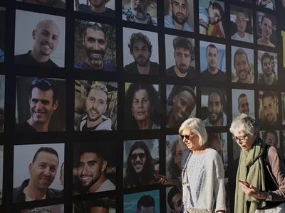 Israel acusa a Hamás de violar el acuerdo de paz con la entrega de solo cuatro rehenes