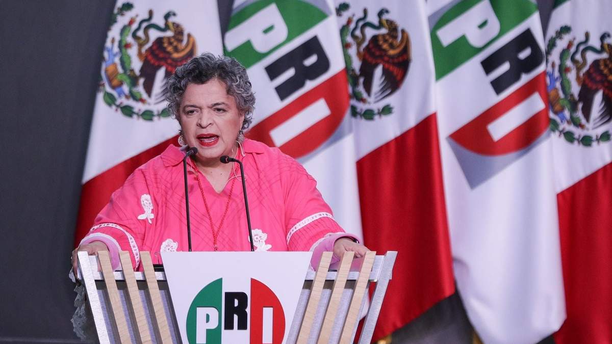 Beatriz Paredes durante Diálogos por México