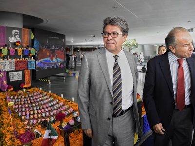 El Senado tramitará renuncia de Medina Mora si existe causa grave, dice Monreal