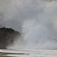 Tonga habla de un "desastre sin precedentes" tras la erupción volcánica y posterior tsunami