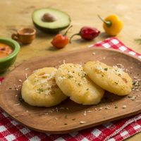 Tortitas de papa y pollo desmechado: una receta bomba y súper deliciosa para lucirte como un chef