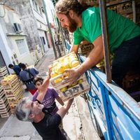 Solidaridad: trabajadores agrícolas donarán tres mil bolsones de verdura en Villa Azul