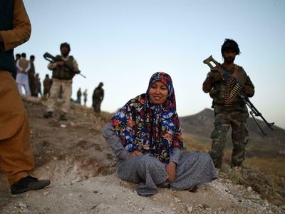 Salima Mazari: la gobernadora en Afganistán que está en el frente de batalla contra los talibanes
