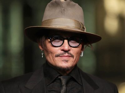¡Bienvenido! Johnny Depp abrió su cuenta de Instagram inspirado totalmente en los Beatles y arrasó