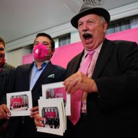 Onésimo Cepeda se registra como aspirante de Fuerza Por México a diputado local