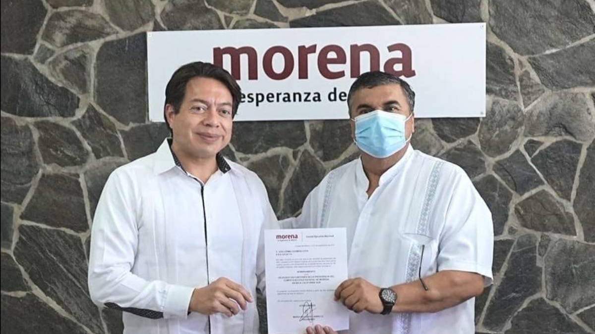 El dirigente nacional y Guillermo Guzmán Cota, delegado especial con funciones de presidente en Baja California Sur.