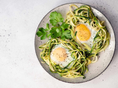 Niditos de zucchini y zanahoria con huevos: si no sabés qué cocinar, vas a amar esta receta que te resuelve rápido