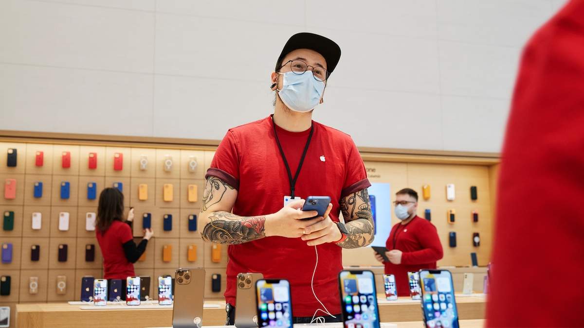 Venta de iPhone en una tienda en Berlín