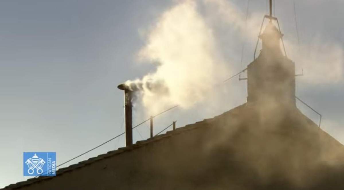 Humo blanco en el Vaticano