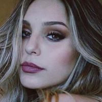 ¿Mejor que Cande? Juanita Tinelli pateó el tablero con esta foto en bikini ¡Bien cavada!