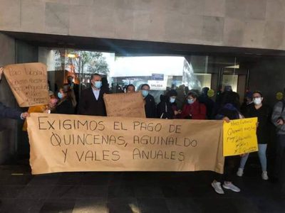 Trabajadores del TSJ de la CDMX realizan bloqueos en protesta por falta de pago de aguinaldo