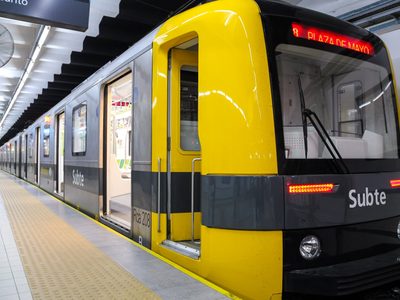 El subte extenderá el horario de la línea B durante diciembre