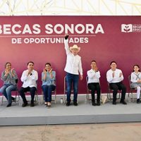 Disminuye en Sonora 13% la deserción escolar con programa de becas de Gobernador Durazo