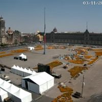 Retiran ‘Ofrenda Monumental’ en el Zócalo de la Ciudad de México