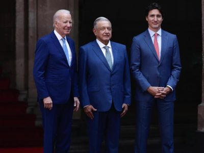 Plan de visas para venezolanos redujo la migración, dice Biden, y le agradece a AMLO