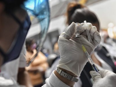 México suma 234 mil 969 muertes por covid-19