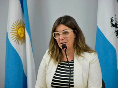 Violenta entradera a Malena Resa: redujeron a la intendenta de Plottier y golpearon a su esposo