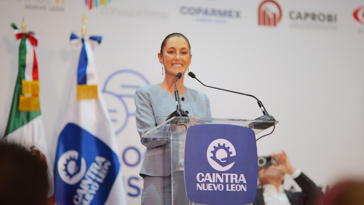 La candidata presidencial de Morena-PT-PVEM, Claudia Sheinbaum, en Nuevo León