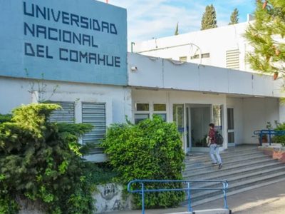La Universidad Nacional del Comahue abrió el período de inscripciones para más de 80 carreras universitarias