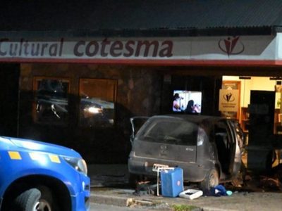 "Su cuerpo estaba sobre el del conductor": trágico accidente vial en San Martín de los Andes