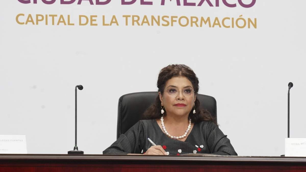 Brugada destaca disminución de pobreza extrema en CDMX