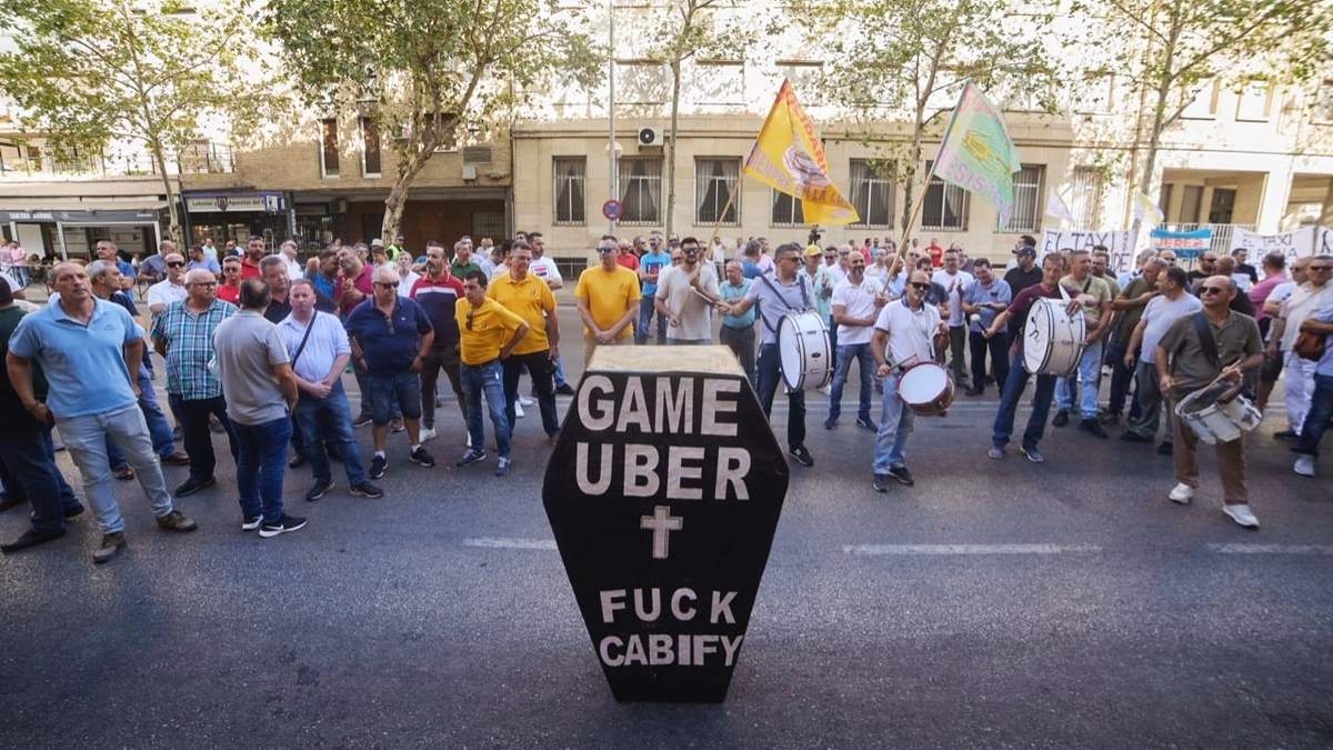 Protesta de taxistas contra Uber