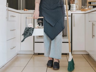 Sin gastar una fortuna: 4 ingredientes que tenés siempre a mano y que te ayudan a hacer la limpieza más profunda de tu hogar