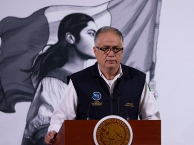 Semar nombra al almirante Juan José Padilla Olmos como director general del AICM