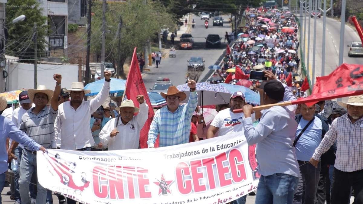 La marcha en Chilpancingo por el 1 de mayo