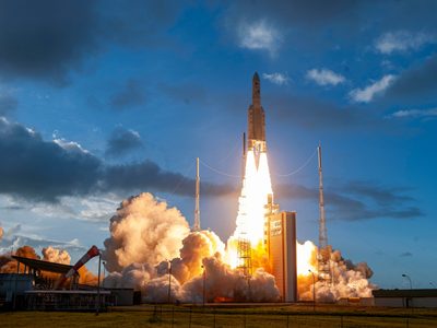 Carlos Slim lanza con éxito otro satélite, el Star One D2