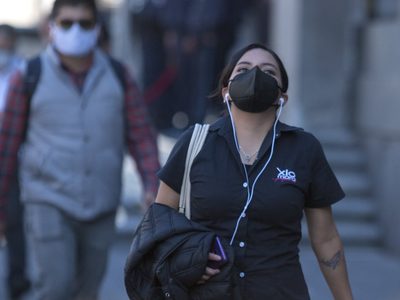 Brotes de covid-19 pueden evitarse si 60% de la población cumple con cubrebocas y distancia social