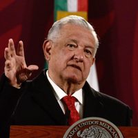 AMLO asegura que “gente dedicada a actividades ilícitas” infiltró a normalistas de Ayotzinapa