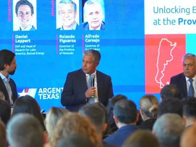 En la OTC de Houston, Figueroa expuso sobre el potencial de la industria hidrocarburífera neuquina