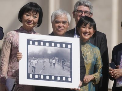 Documental “The Stringer” cuestiona la autoría de la foto “niña del napalm” de Vietnam