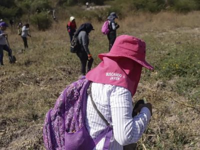 Brigada de búsqueda en Morelos halla restos humanos y uniforme de seguridad privada