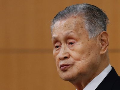 Yoshiro Mori renuncia a la presidencia de los Juegos Olímpicos tras comentarios sexistas