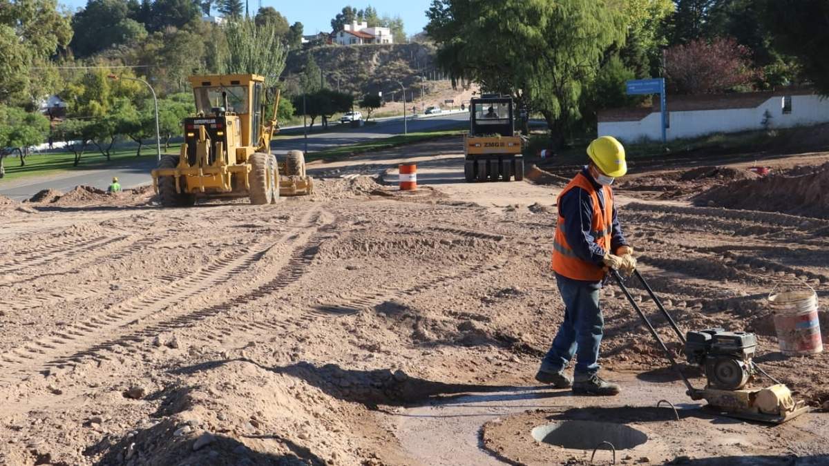 Se pavimentarán más de cien cuadras. Fuente: (Twitter)