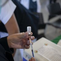 Inicia venta de vacunas contra covid-19 de Pfizer y Moderna; en estos lugares se podrán adquirir