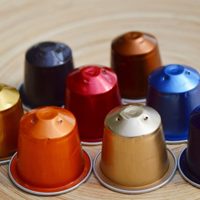 Si tenés capsulas de café vacías, no las tires: creá estos hermosos complementos para tus velas aromáticas