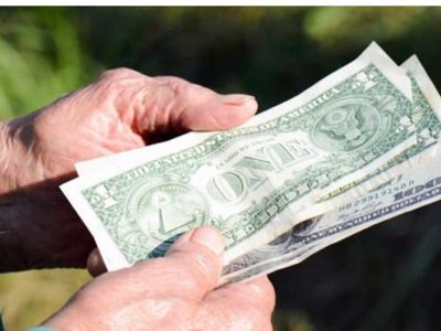 Una mujer de 80 años fue engañada con una “acción solidaria” y le robaron todos sus ahorros