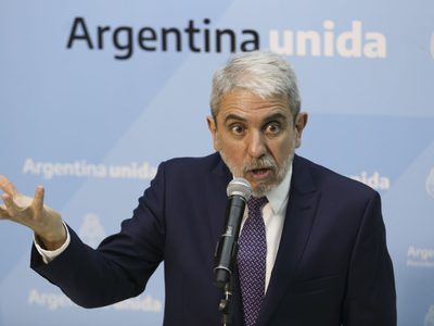 Aníbal Fernández contra Juntos por el Cambio