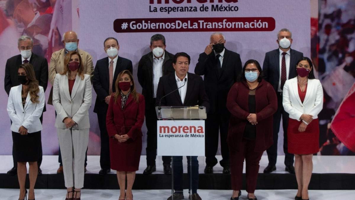 Mario Delgado con los gobernadores electos de Morena