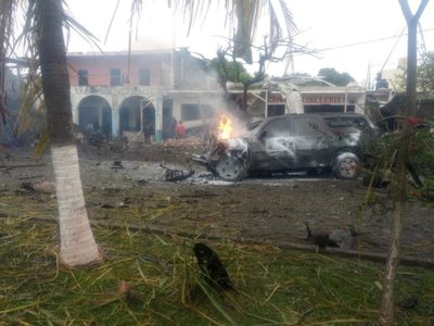 FGR investiga la explosión del coche bomba en Coahuayana, Michoacán