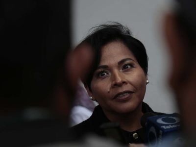 Fiscal de Guerrero desiste de su solicitud de licencia y despide a vicefiscal