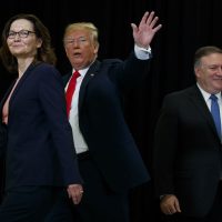 Marcan elogios de Trump ceremonia de toma de protesta de Haspel al frente de la CIA