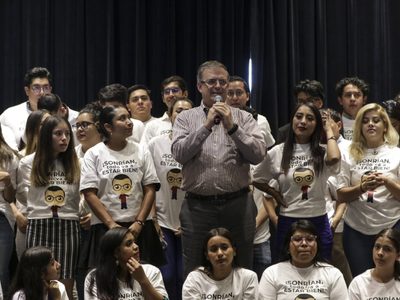Esto gastó Ebrard en su primera semana de precampaña por el país