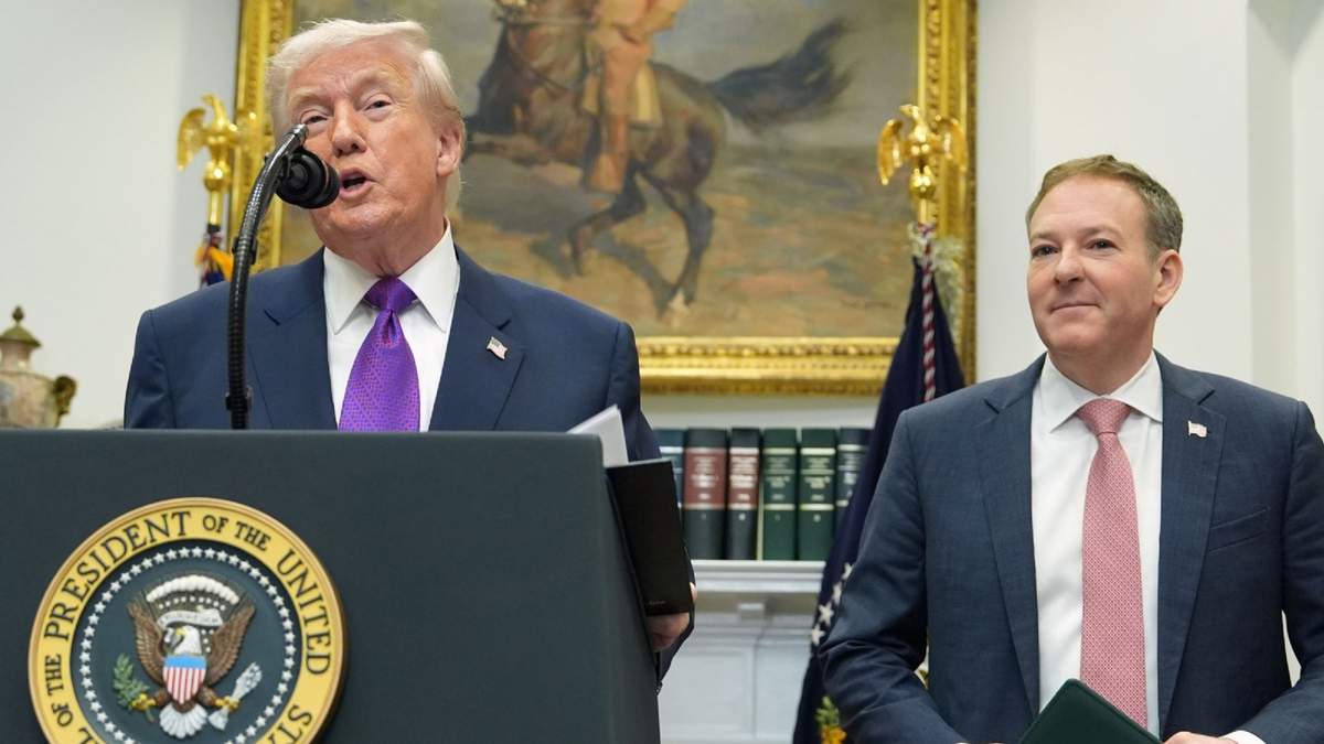 Donald Trump y el director de la Agencia de Protección Ambiental, Lee Zeldin