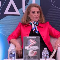 Presentan 'Mexamérica: Una cultura naciendo…”, de Fey Berman, en la Feria Internacional del Libro del Zócalo